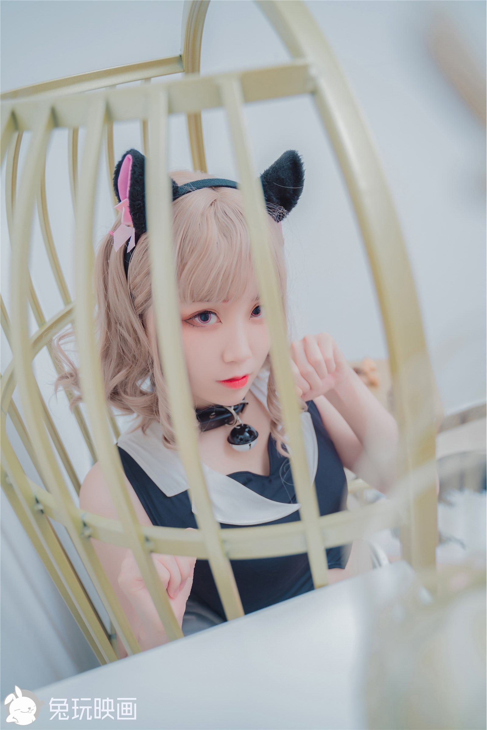 Rabbit Playing with Imagery VOL.070 Cute Meow Girlfriend(16)